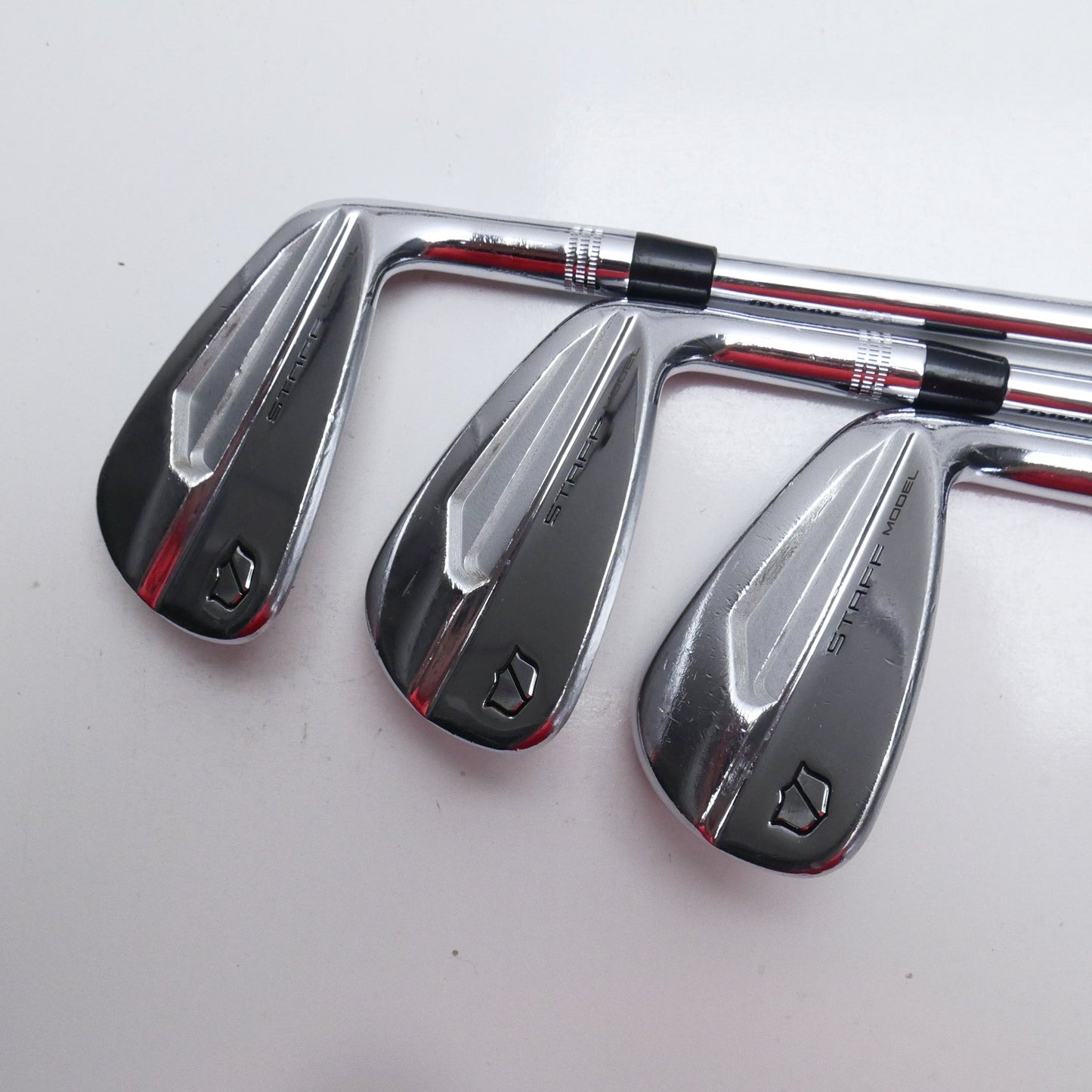 Used Wilson Staff Model Blade 2024 Iron Set / 4 - PW / X-Stiff Flex